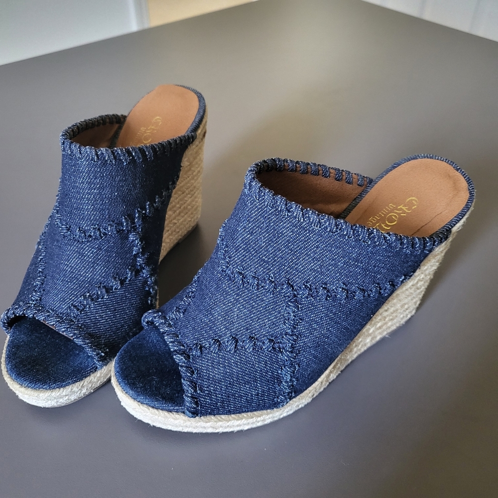 Crown Vintage Wedge Sandals Blue Denim 5M
